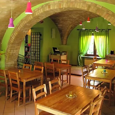 Village 3* Assisi