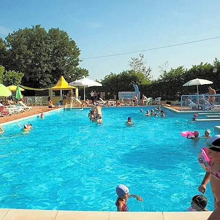 Village Semesterpark